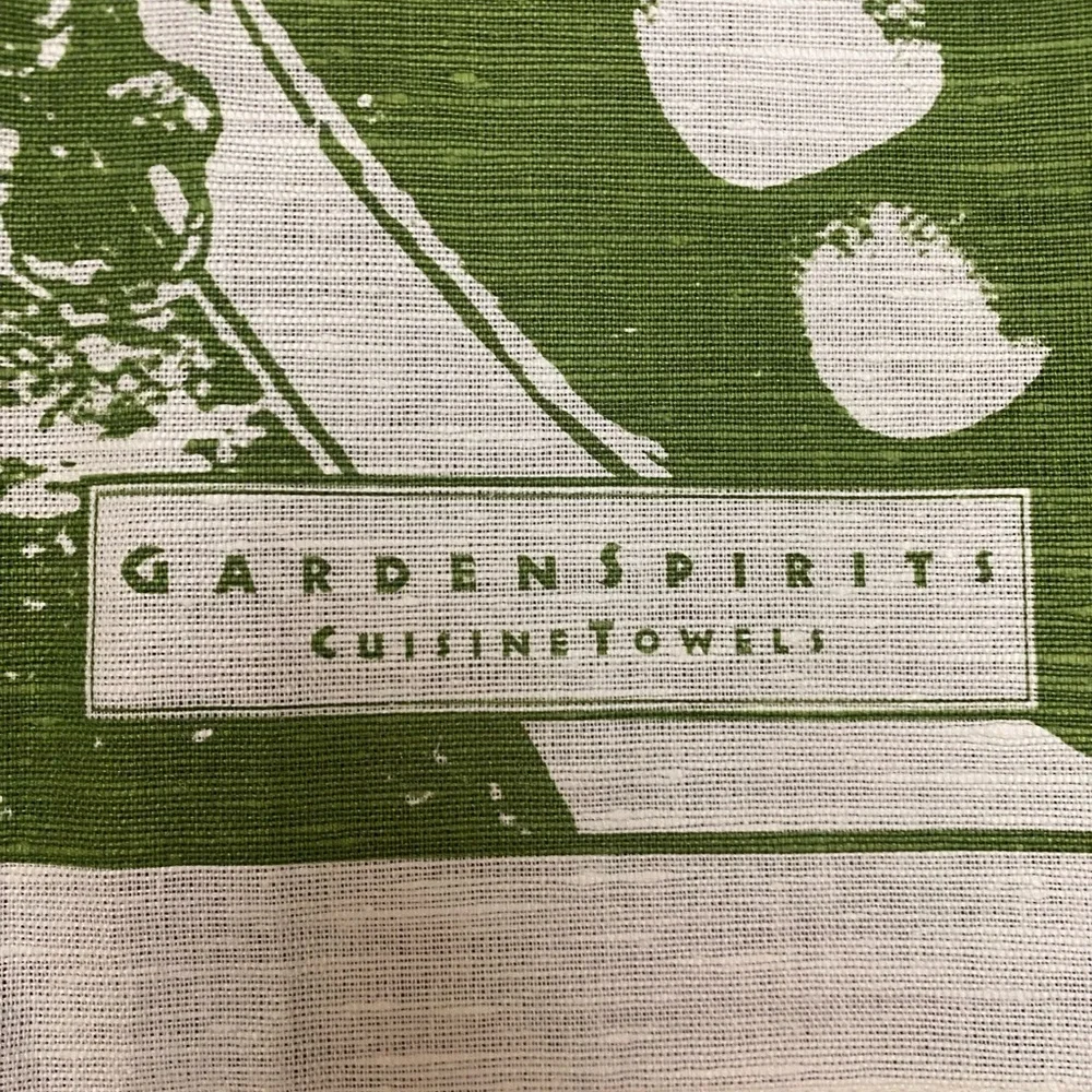 Cuisine Towels Garden Spirits 1995 Vintage Kitchen Towel Lois Bender Designs Pea
